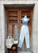 Translation missing: es.sections.featured_product.gallery_thumbnail_alt