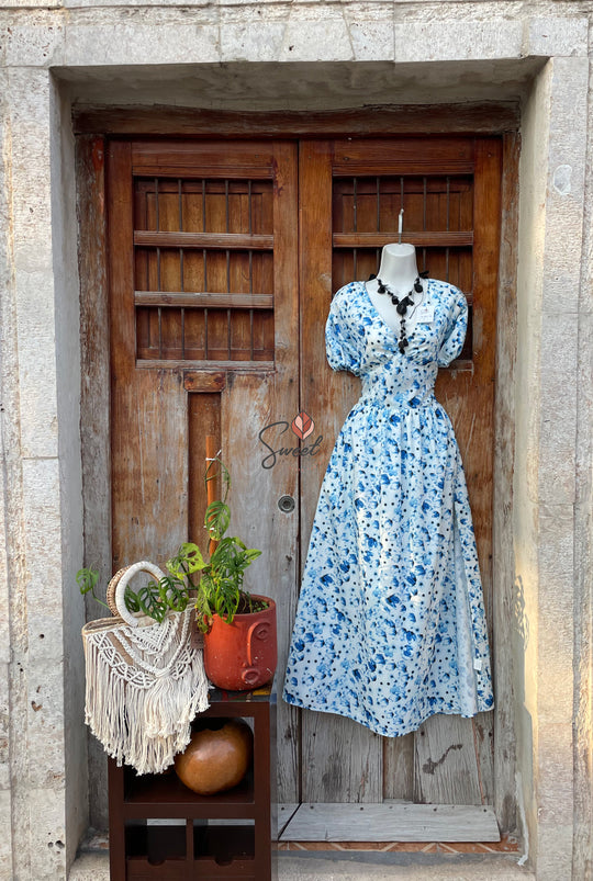 Vestido Floral de gasa en tonos azulados