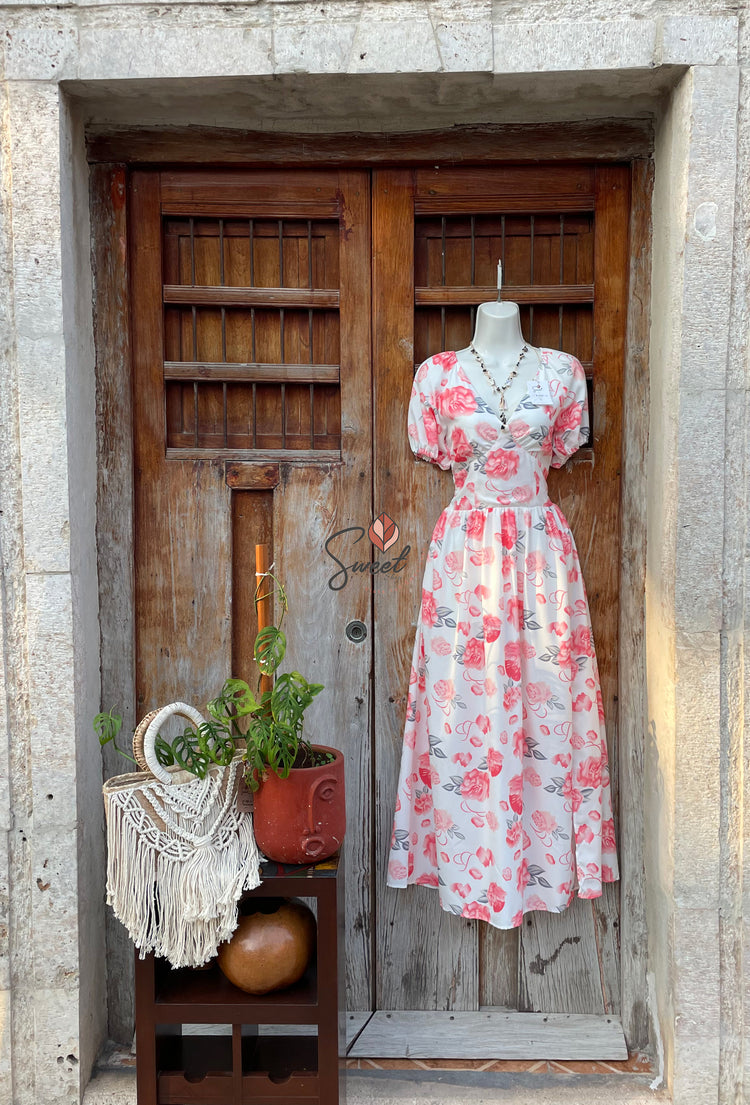 Vestido Floral de gasa en tonos rosados