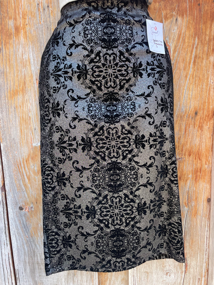 Falda Terciopelo Negra